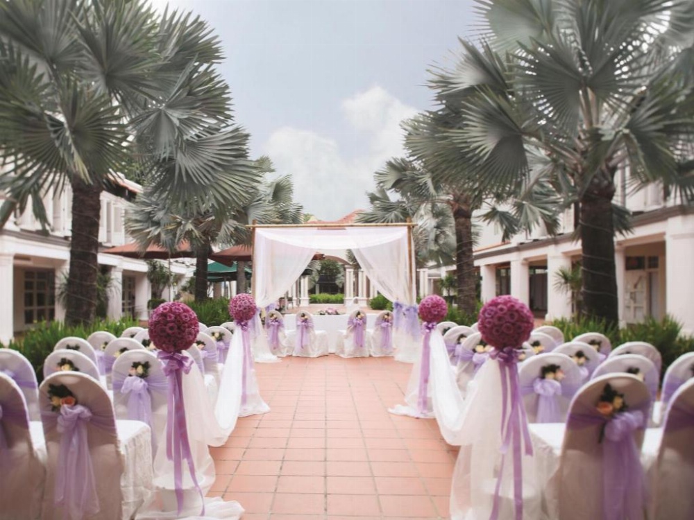 Village Hotel Albert Court by Far East Hospitality Main image